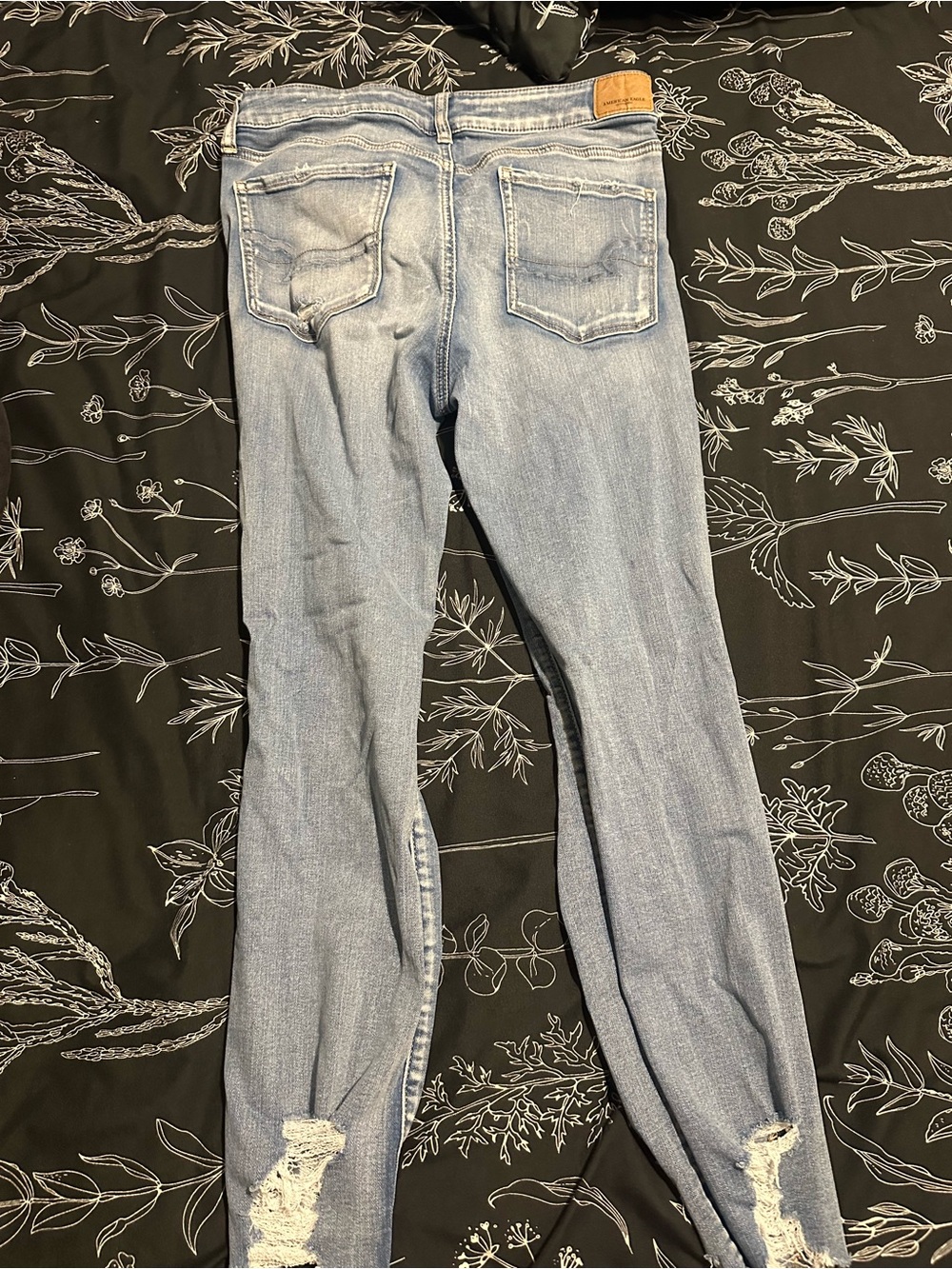 American Eagle Outfitters Light Wash Women’s Skinny Jeans